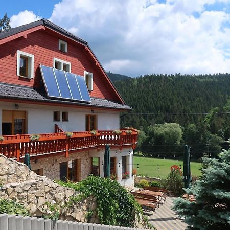 Penzion Bawaria Horní Lomná Zewnętrze zdjęcie