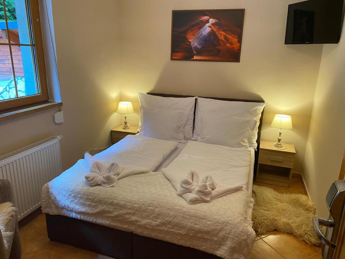 Penzion Bawaria Horní Lomná Zewnętrze zdjęcie